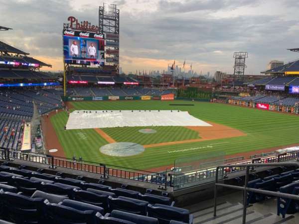 Citizens Bank Park, section: 220, row: 5, seat: 2