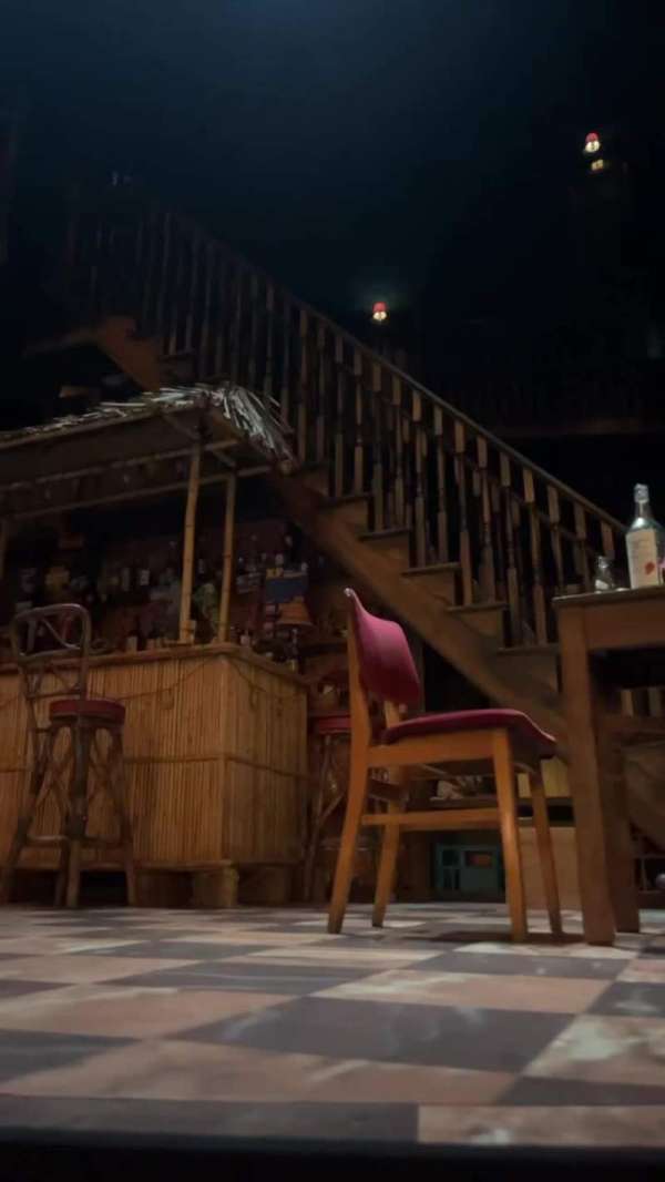 Broadhurst Theatre, section: Orchestra C, row: Aa, seat: 106