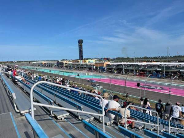 Homestead-Miami Speedway, section: 208, row: 13, seat: 15
