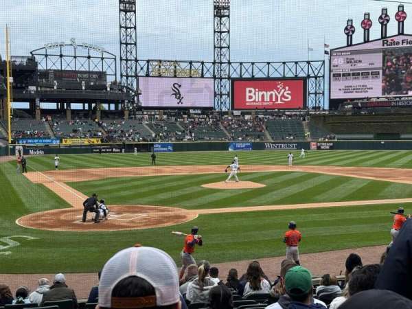 Rate Field, section: 129, row: 17, seat: 9