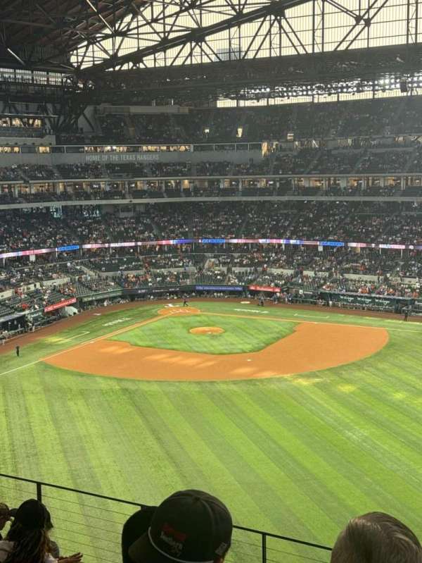 Globe Life Field, section: 237, row: 7, seat: 14