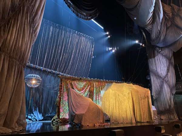 Majestic Theatre, section: Orchestra L, row: BB, seat: 11