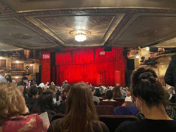 Winter Garden Theatre, section: Orchestra R, row: V, seat: 18