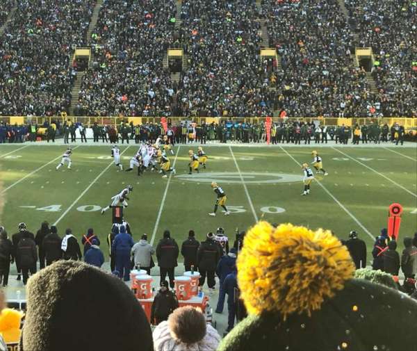 Lambeau Field, section: 121, row: 14