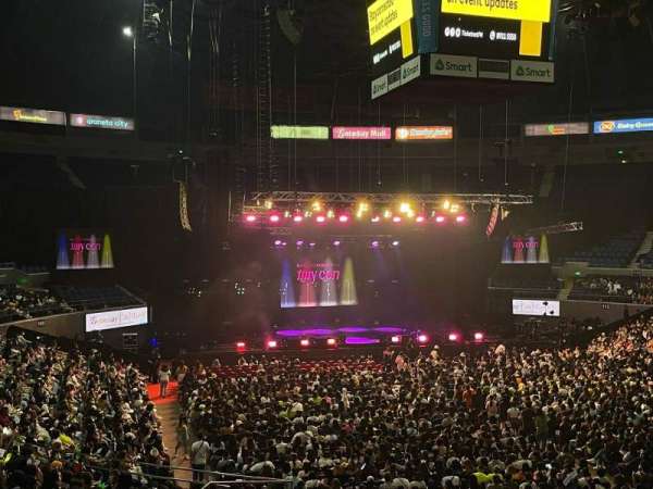 Araneta Coliseum, section: 202, row: 7, seat: 2