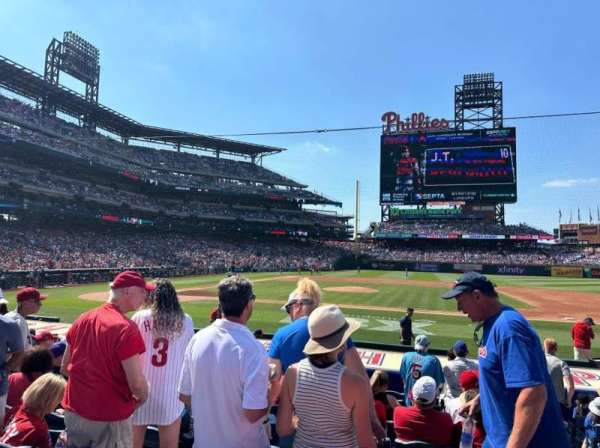 Citizens Bank Park, section: 117, row: 10, seat: 1