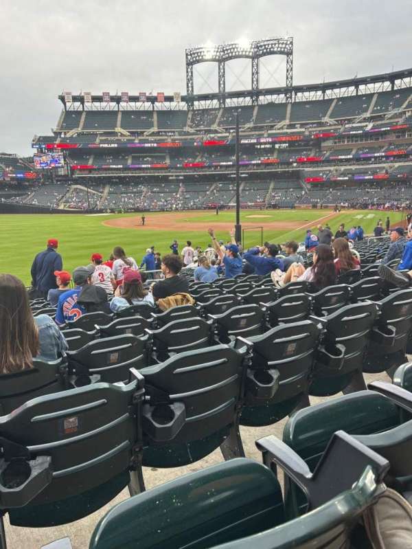 Citi Field, section: 129, row: 19, seat: 12