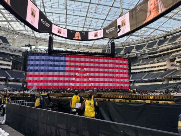 SoFi Stadium, section: Floor B3, row: 3, seat: 21