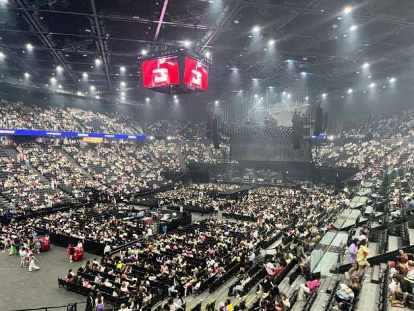 Accor Arena, section: Gradin C, row: 8, seat: 7