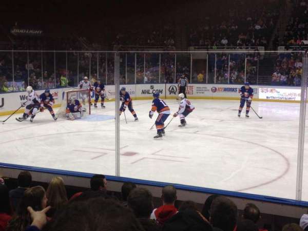 Old Nassau Veterans Memorial Coliseum, section: 118, row: F, seat: 1