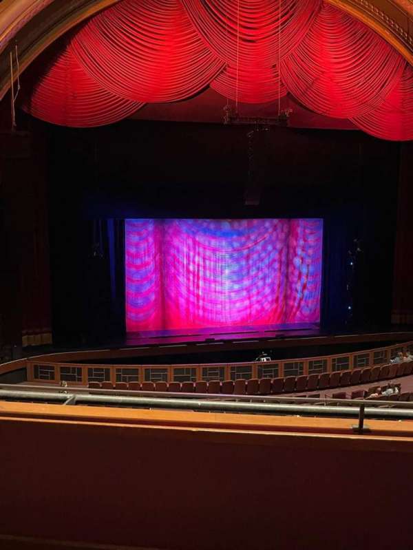 Dolby Theatre, section: Mezzanine 1L, row: B, seat: 3