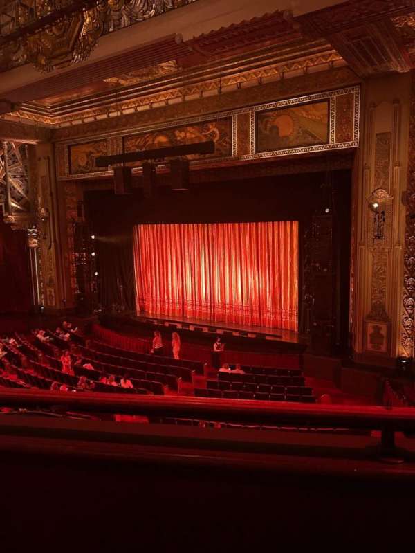 Hollywood Pantages Theatre, section: Mezzanine R, row: B, seat: 6