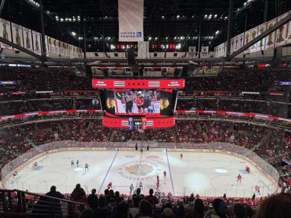 United Center, section: 334, row: 11, seat: 15