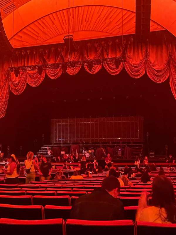 Radio City Music Hall, section: Orchestra 3, row: ZZ, seat: 7