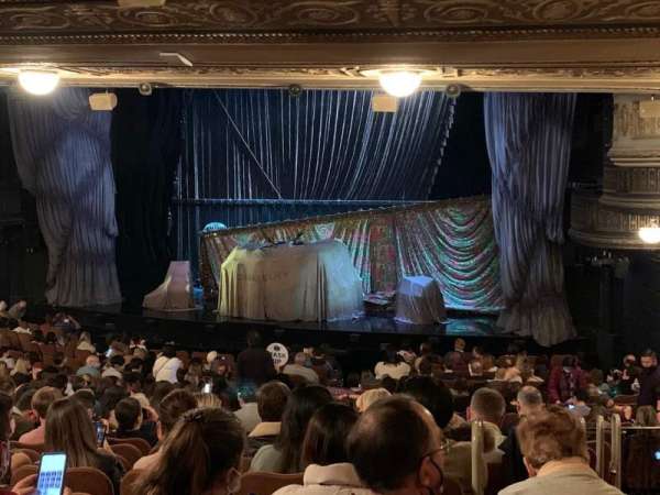 Majestic Theatre, section: Orchestra R, row: U, seat: 28