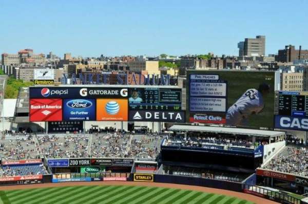 Yankee Stadium, section: 417, row: 11, seat: 6
