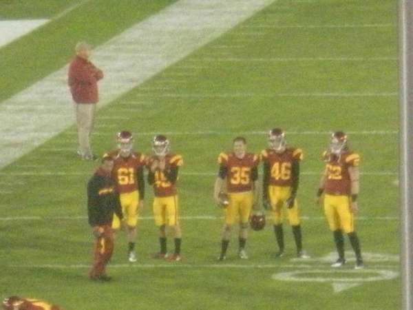 LOS ANGELES MEMORIAL COLISEUM, section: 214, row: 9, seat: 13