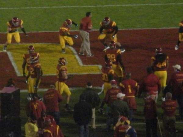 LOS ANGELES MEMORIAL COLISEUM, section: 214, row: 9, seat: 13