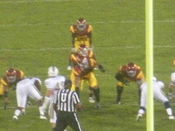 LOS ANGELES MEMORIAL COLISEUM, section: 214, row: 9, seat: 13