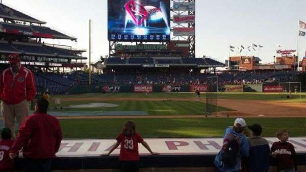 Citizens Bank Park, section: 117, row: 7, seat: 5