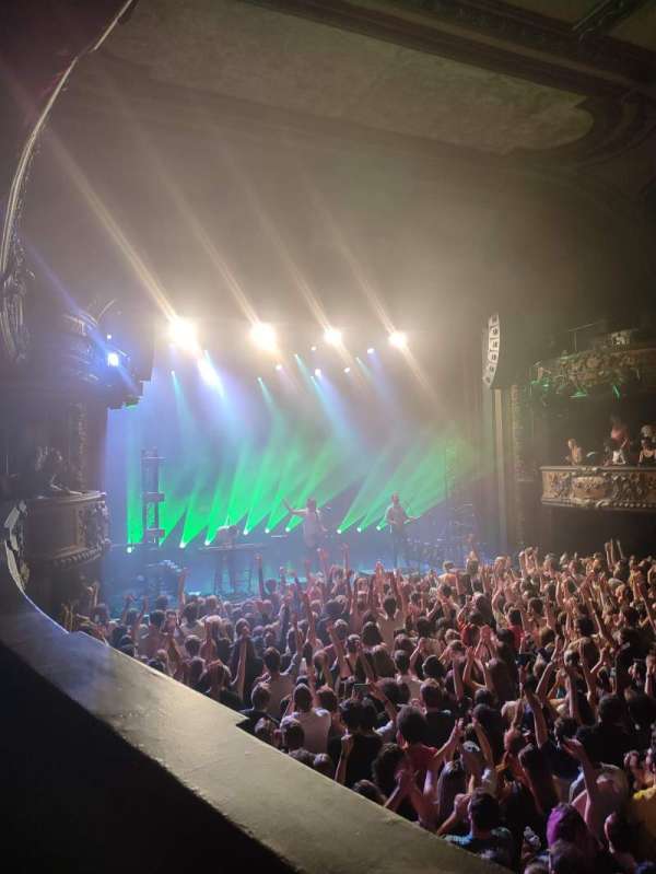 Le Trianon, section: 1er Balcon, row: 1er à gauche