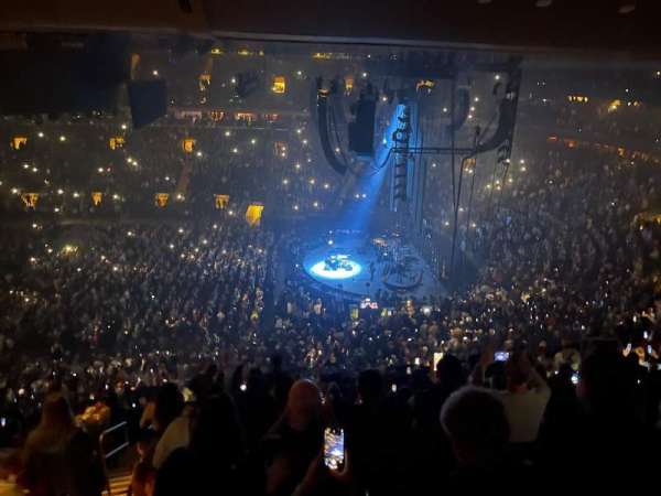 Madison Square Garden, section: 213, row: 12, seat: 4