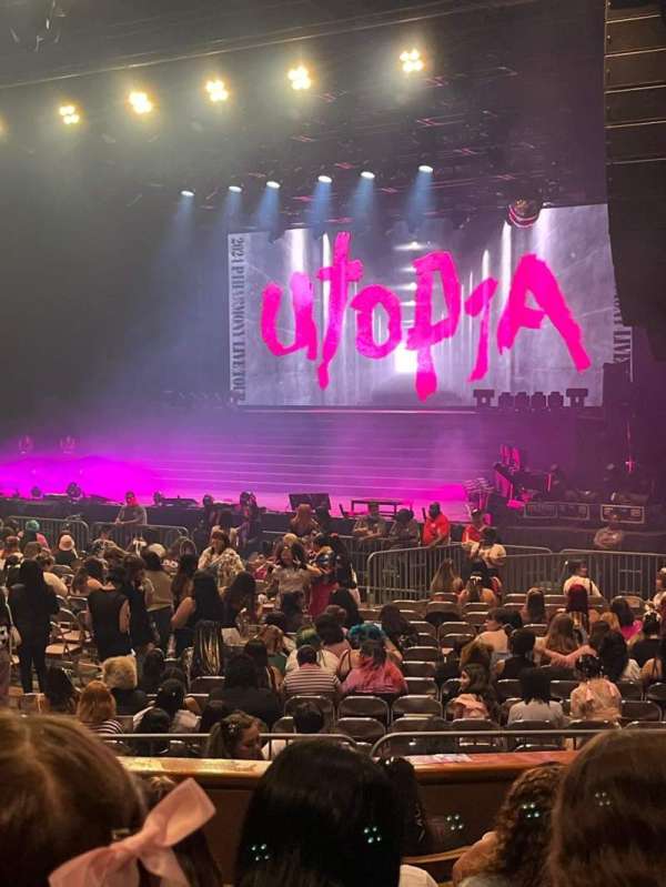James L. Knight Center, section: 104, row: G, seat: 5