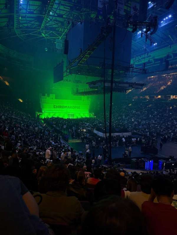 Rogers Arena, section: 113, row: 22, seat: 101