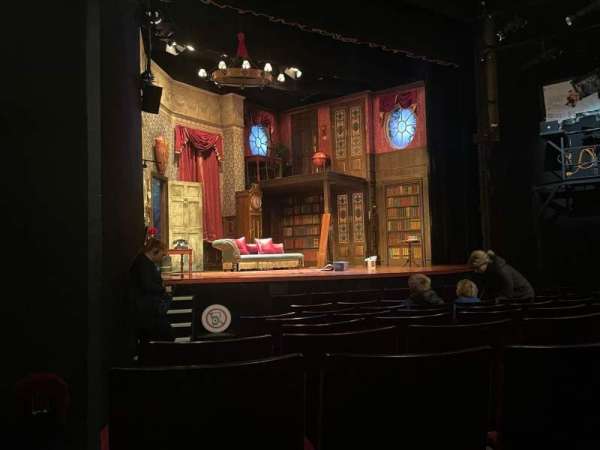 Duchess Theatre, section: Stalls, row: J, seat: 27