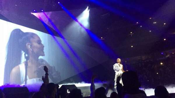 United Center, section: Floor 1, row: 11, seat: 6