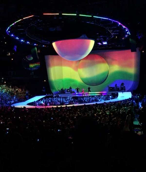 United Center, section: 104, row: 8, seat: 11