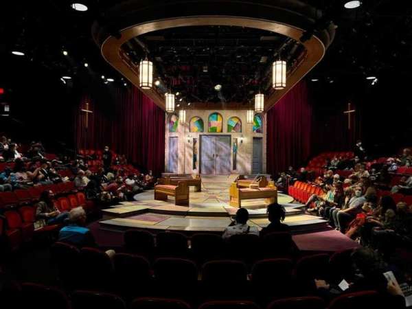 Circle in the Square Theatre, section: Orchestra, row: C, seat: 3