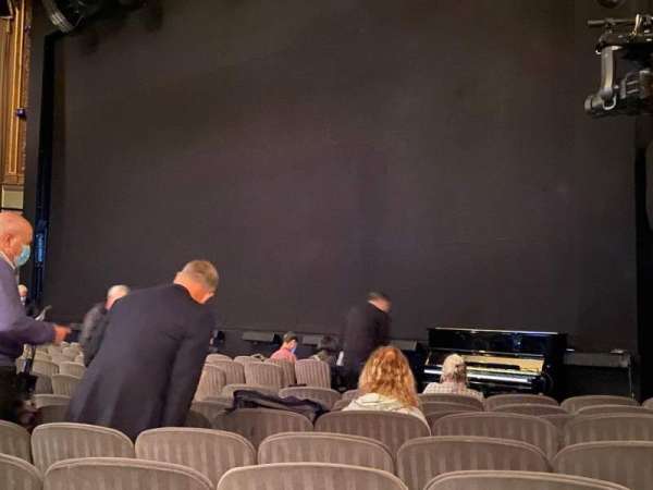 Nederlander Theatre, section: Orchestra R, row: M, seat: 22