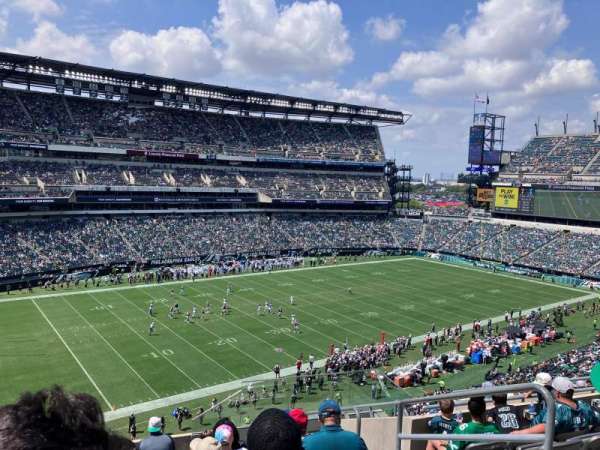 Lincoln Financial Field, section: C17, row: 15, seat: 4