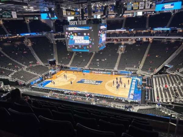 Fiserv Forum, section: 207, row: 7, seat: 1