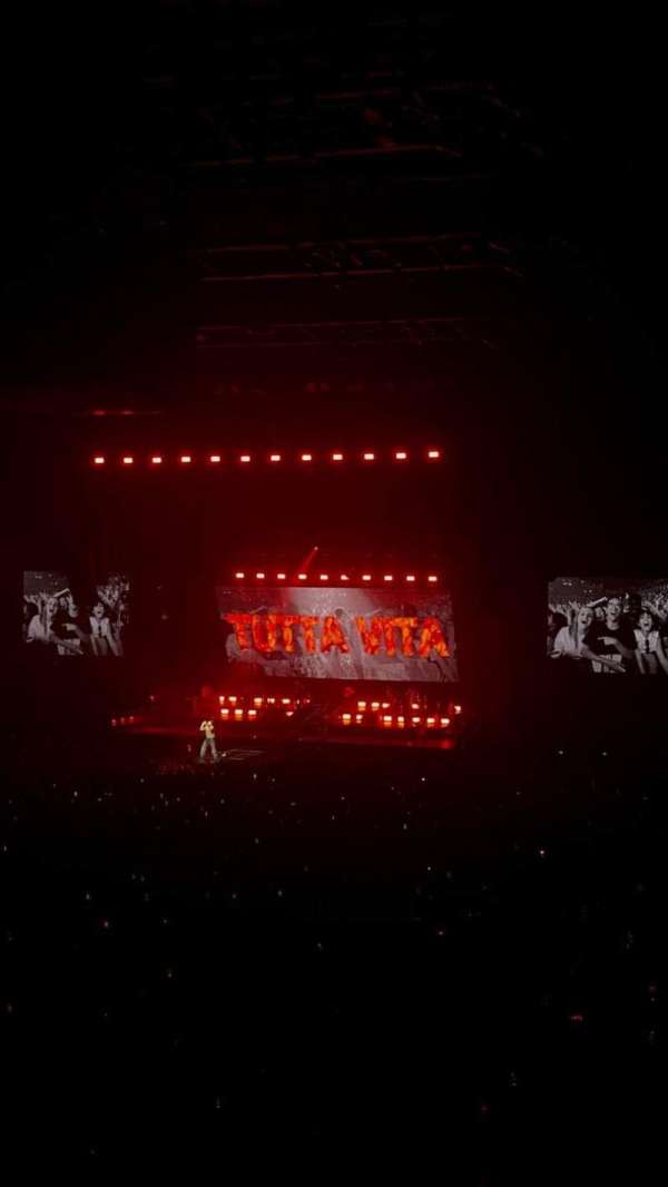 Unipol Forum, section: B26, row: 5, seat: 14