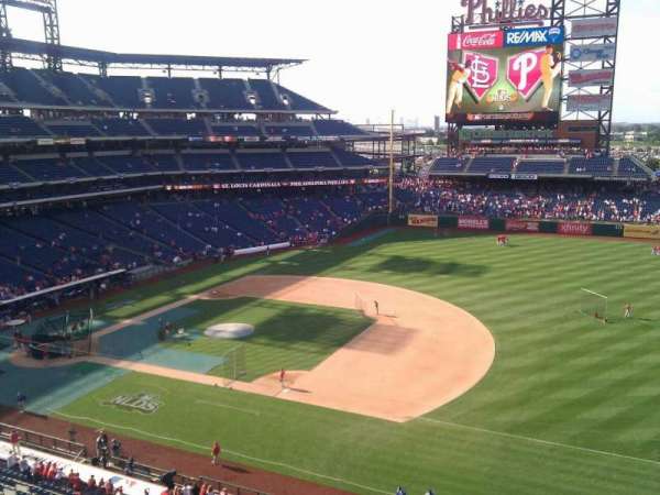 Citizens Bank Park, section: 313, row: 1, seat: 5