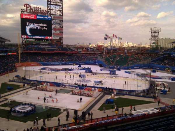 Citizens Bank Park, section: 218, row: 7, seat: 17