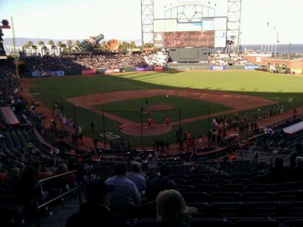 Oracle Park, section: 214, row: i, seat: 13