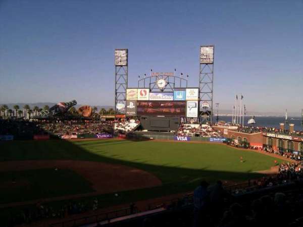 Oracle Park, section: 210, row: i, seat: 10