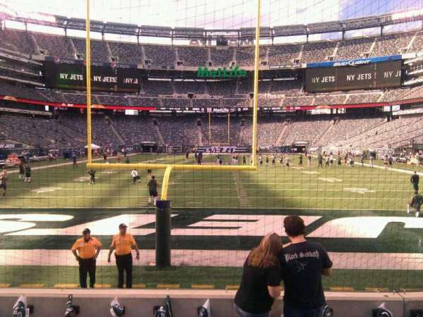 MetLife Stadium, section: 126, row: 6, seat: 7