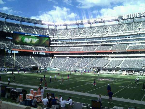 MetLife Stadium, section: 137, row: 11, seat: 11