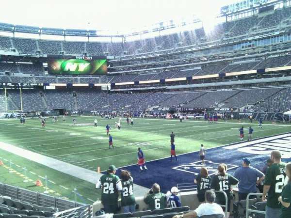 MetLife Stadium, section: 106, row: 12, seat: 6