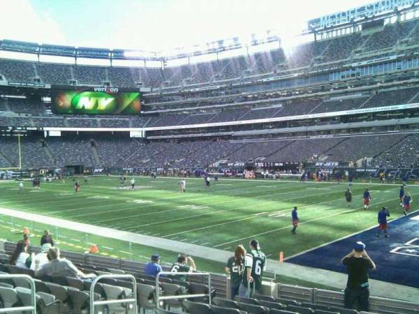 MetLife Stadium, section: 108, row: 11, seat: 8