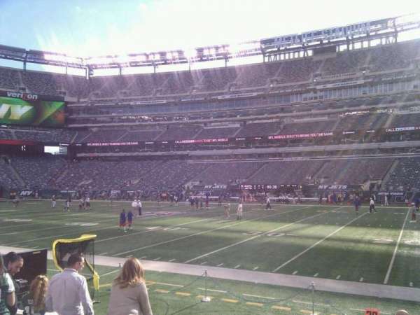 MetLife Stadium, section: 112, row: 6, seat: 3