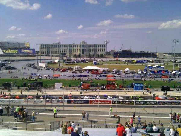 Dover Motor Speedway, section: 106, row: 30, seat: 9