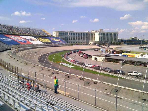 Dover Motor Speedway, section: 132, row: 14, seat: 9