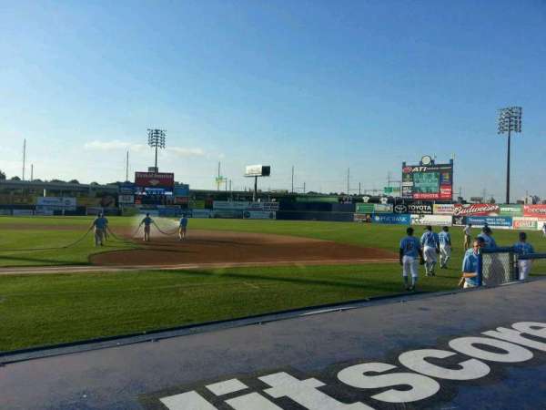 Frawley Stadium, section: 8, row: 1, seat: 3