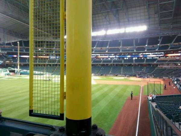 Daikin Park, section: 104, row: 3, seat: 3