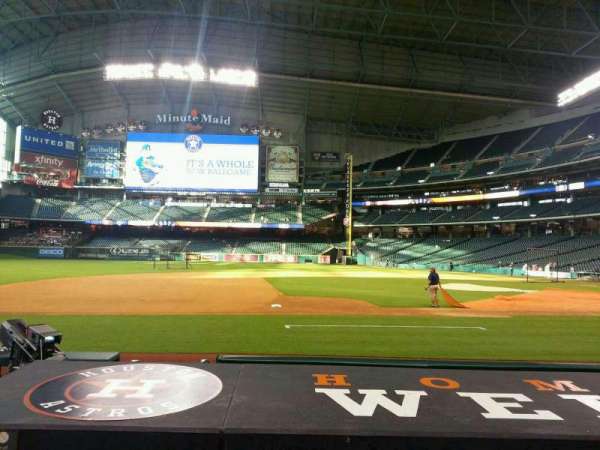 Daikin Park, section: 112, row: 8, seat: 11